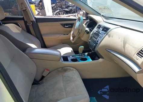 2015 Nissan Altima 2.5 S z USA, uszkodzony, nr VIN 1N4AL3AP6FC447924